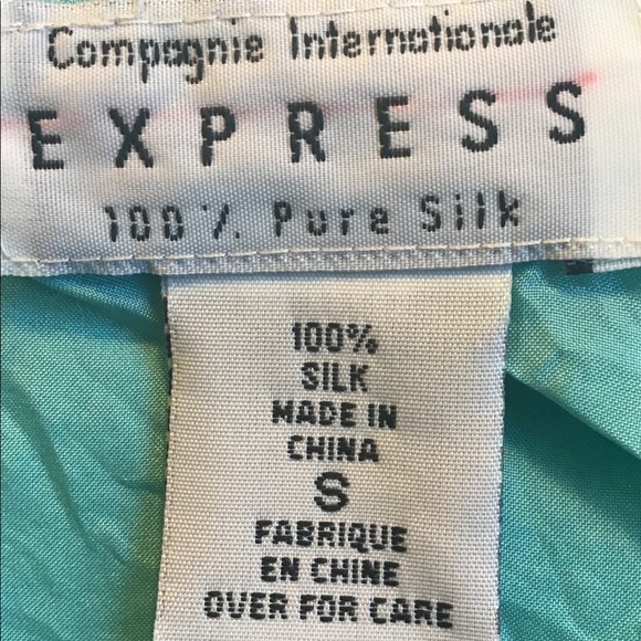 Express beautiful silk top. S - Picture 4 of 4